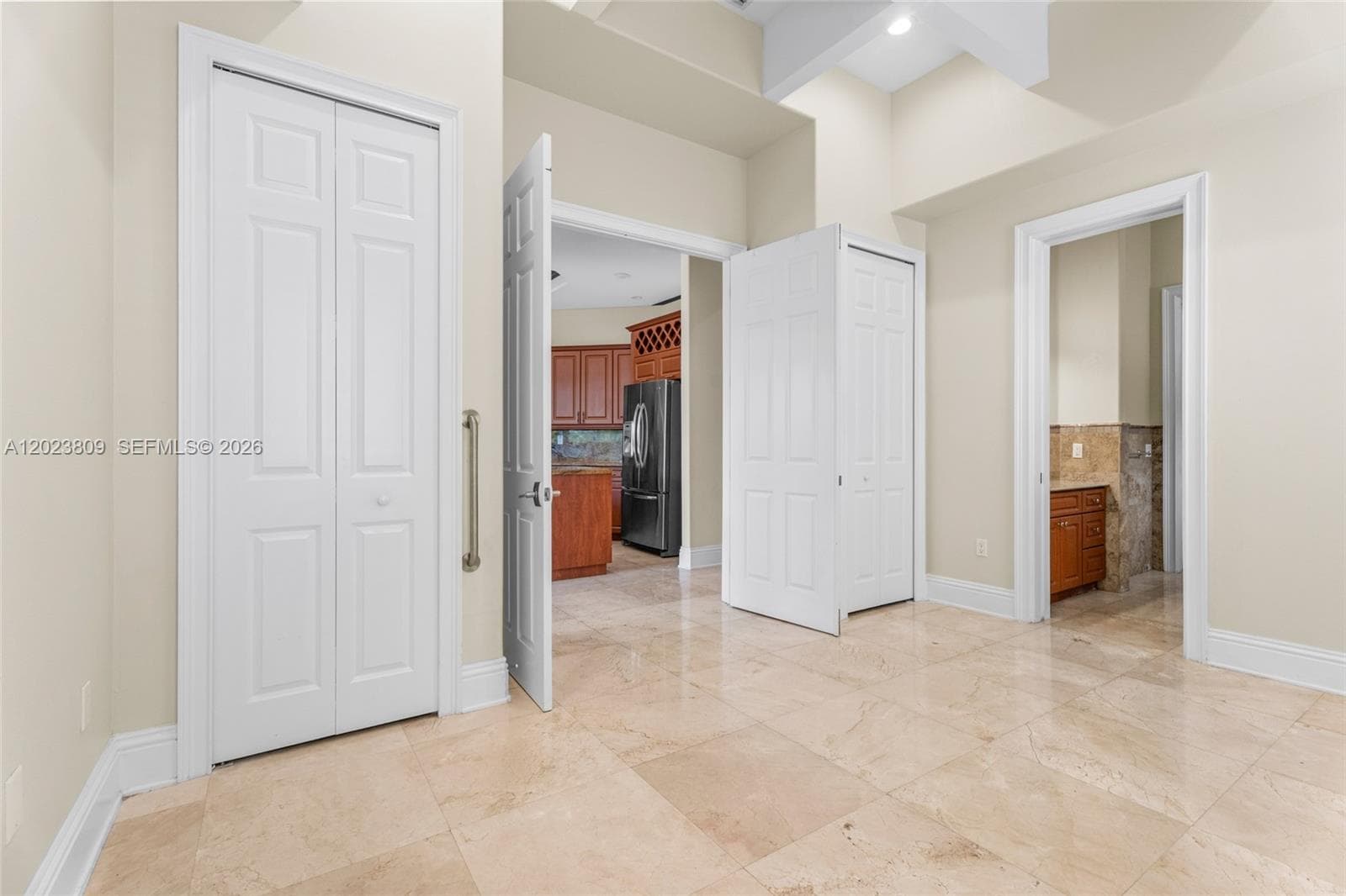 2665 NW 100th Ave, Doral FL 33172 — 24