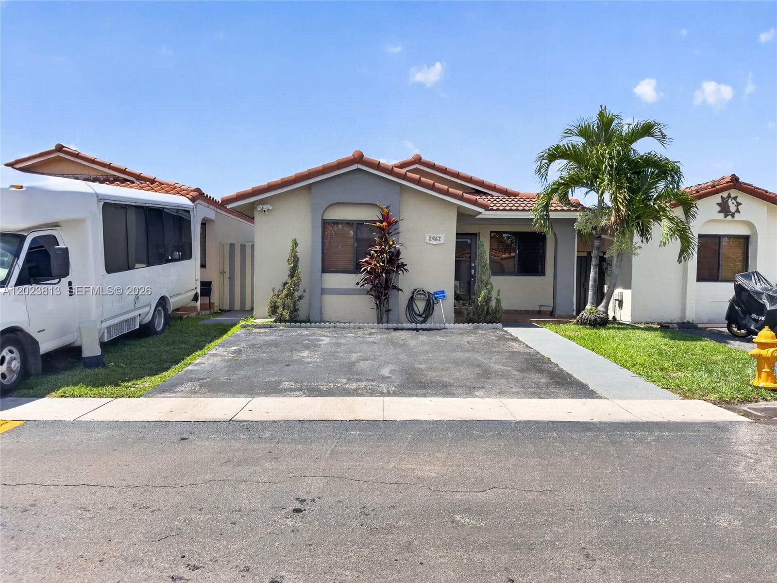 2462 W 65th St, Hialeah FL 33016 — 2