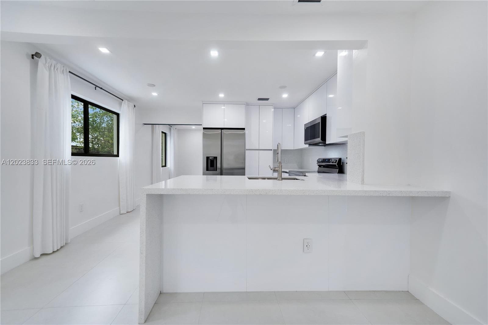 6566 SW 35th St, Miami FL 33155 — 10