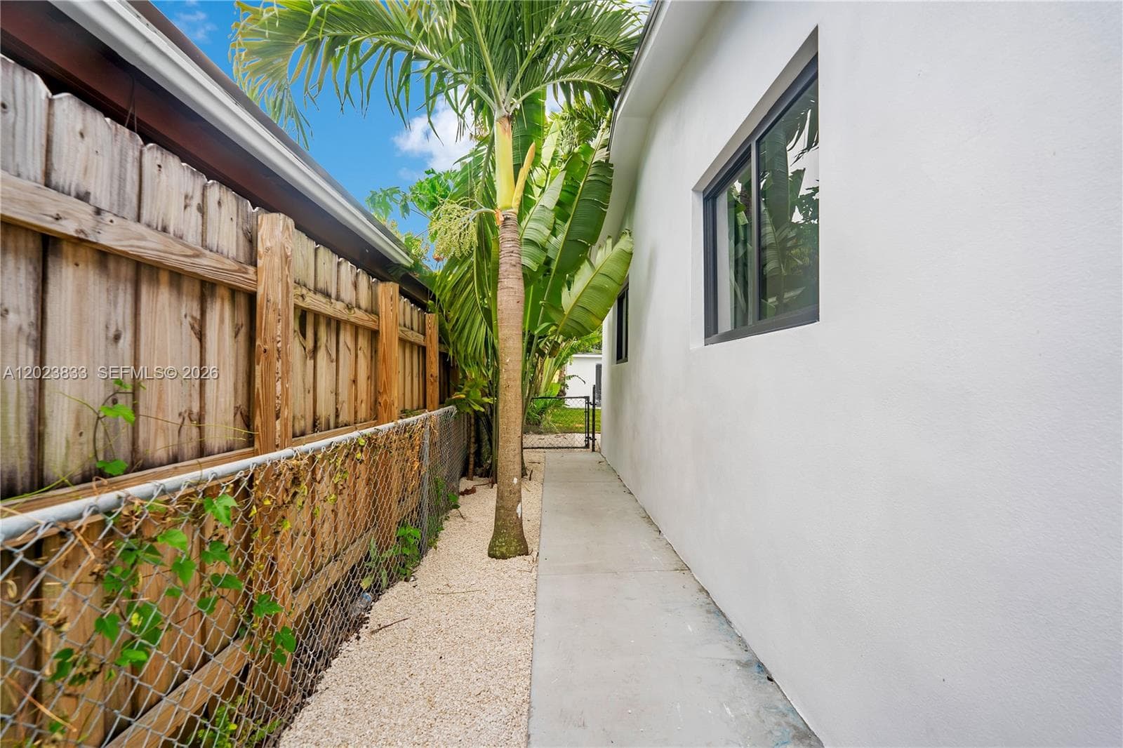 6566 SW 35th St, Miami FL 33155 — 31