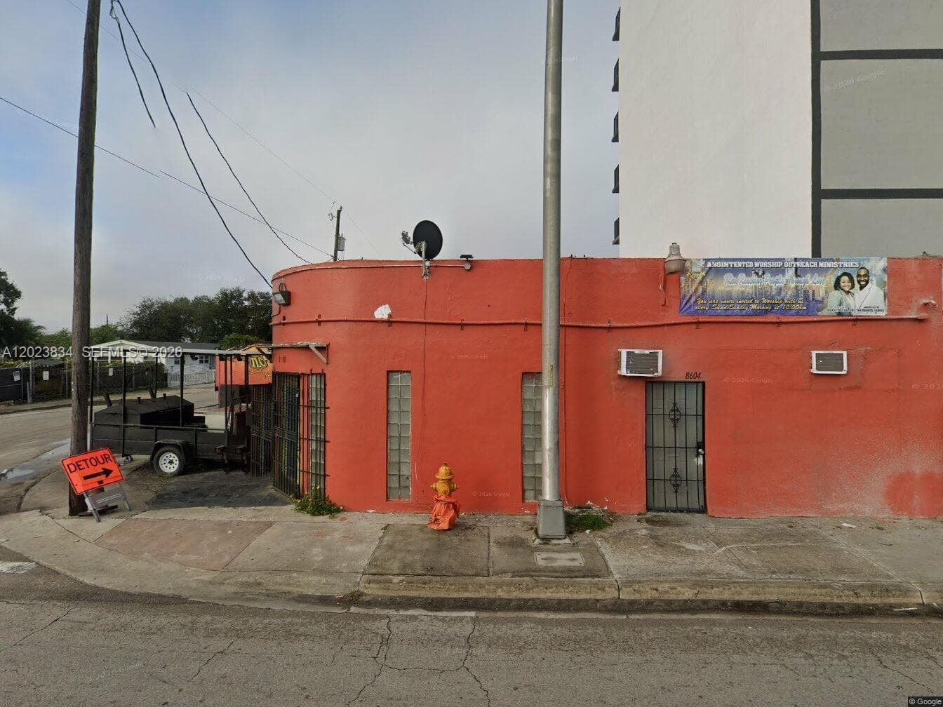 8602 NW 22nd Ave, Miami FL 33147 — 1