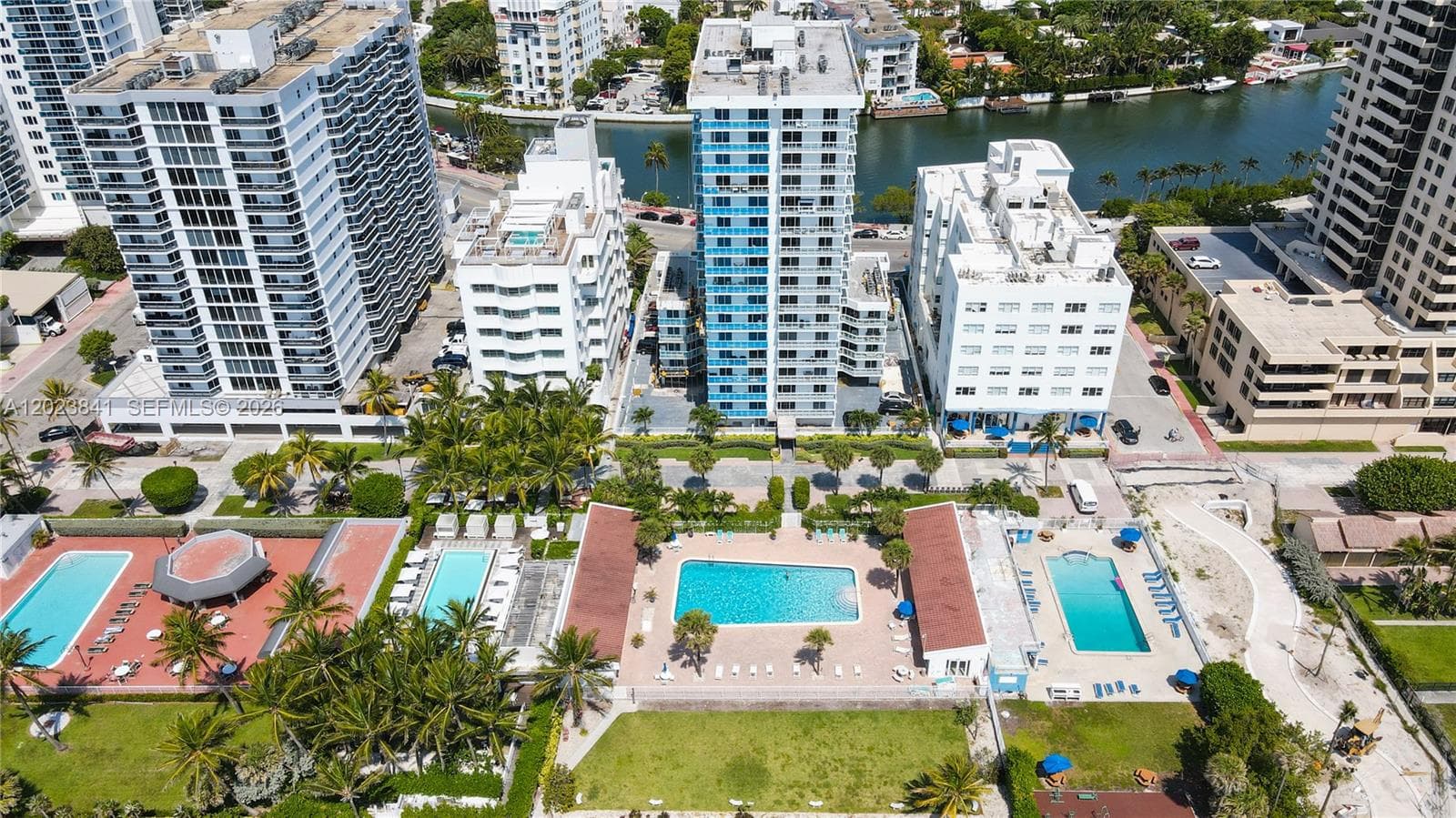 2457 Collins Ave # 1602, Miami Beach FL 33140 — 27