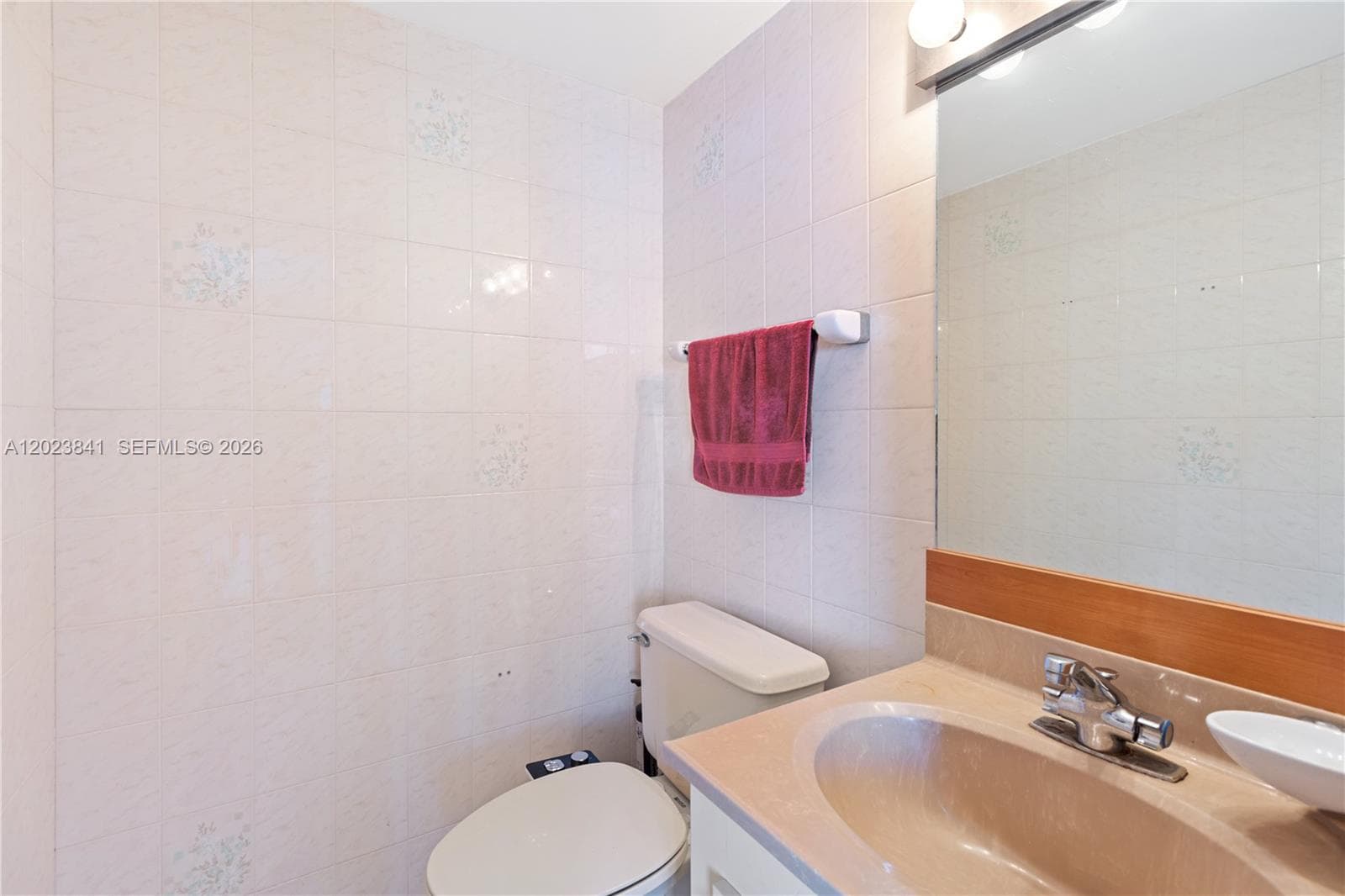2457 Collins Ave # 1602, Miami Beach FL 33140 — 10