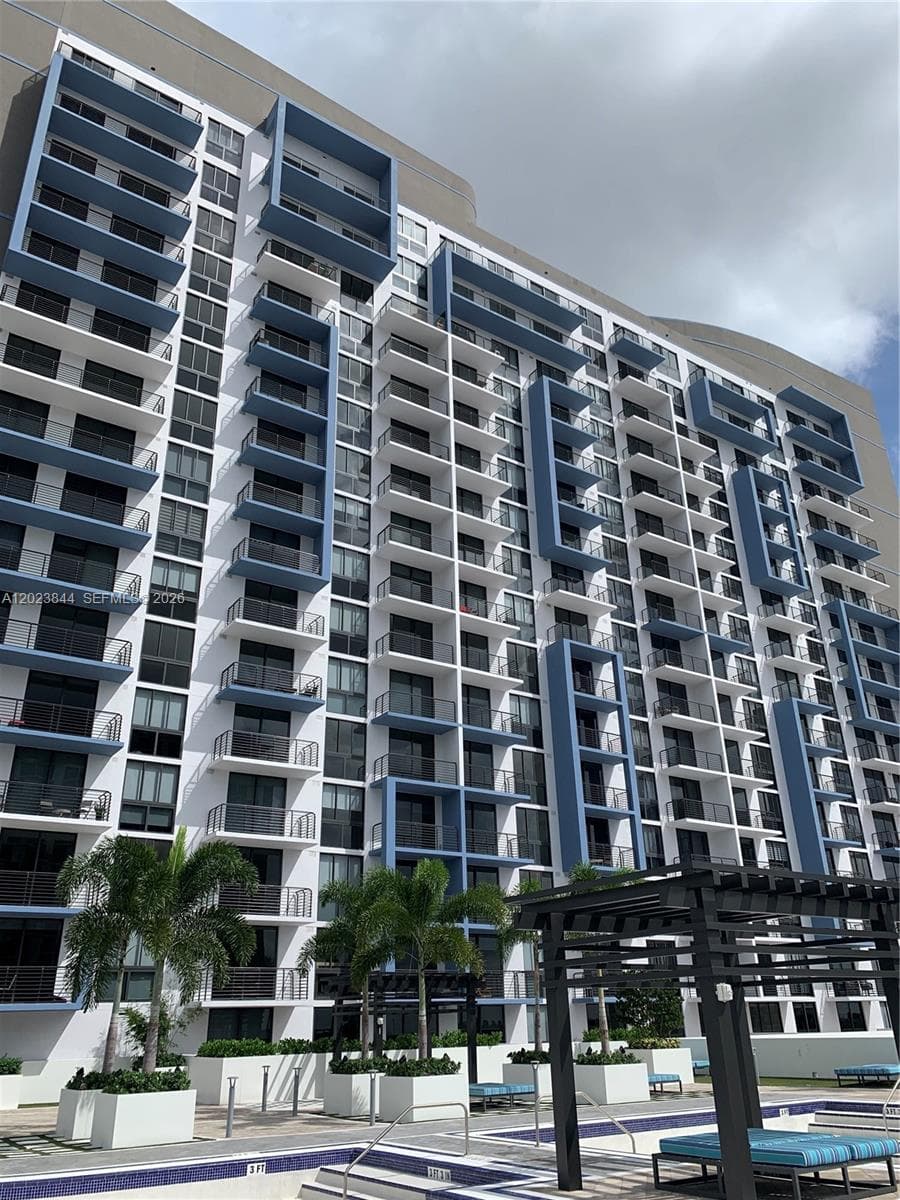 5350 NW 84 Ave # 1601, Doral FL 33166 — 43