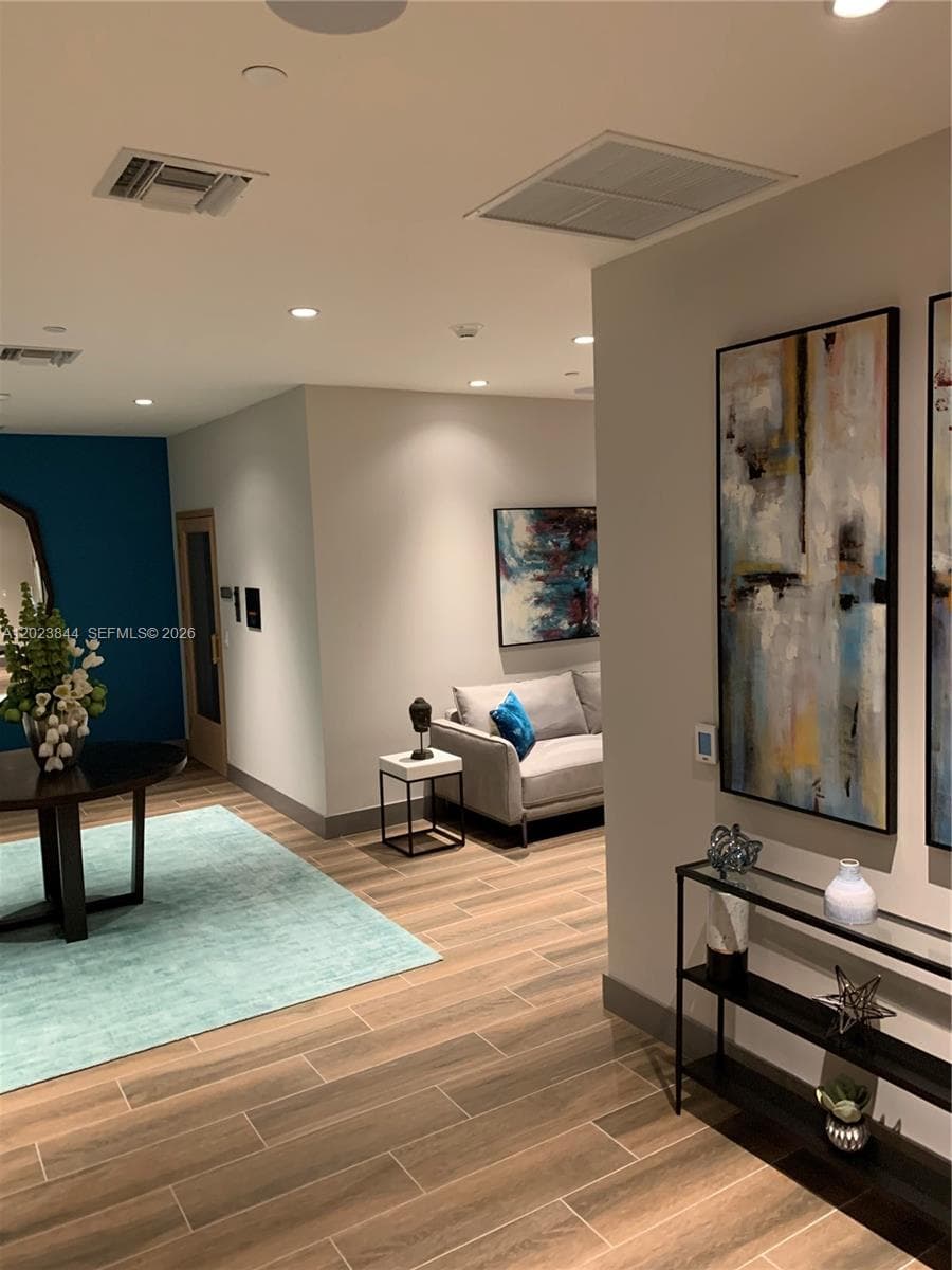 5350 NW 84 Ave # 1601, Doral FL 33166 — 41