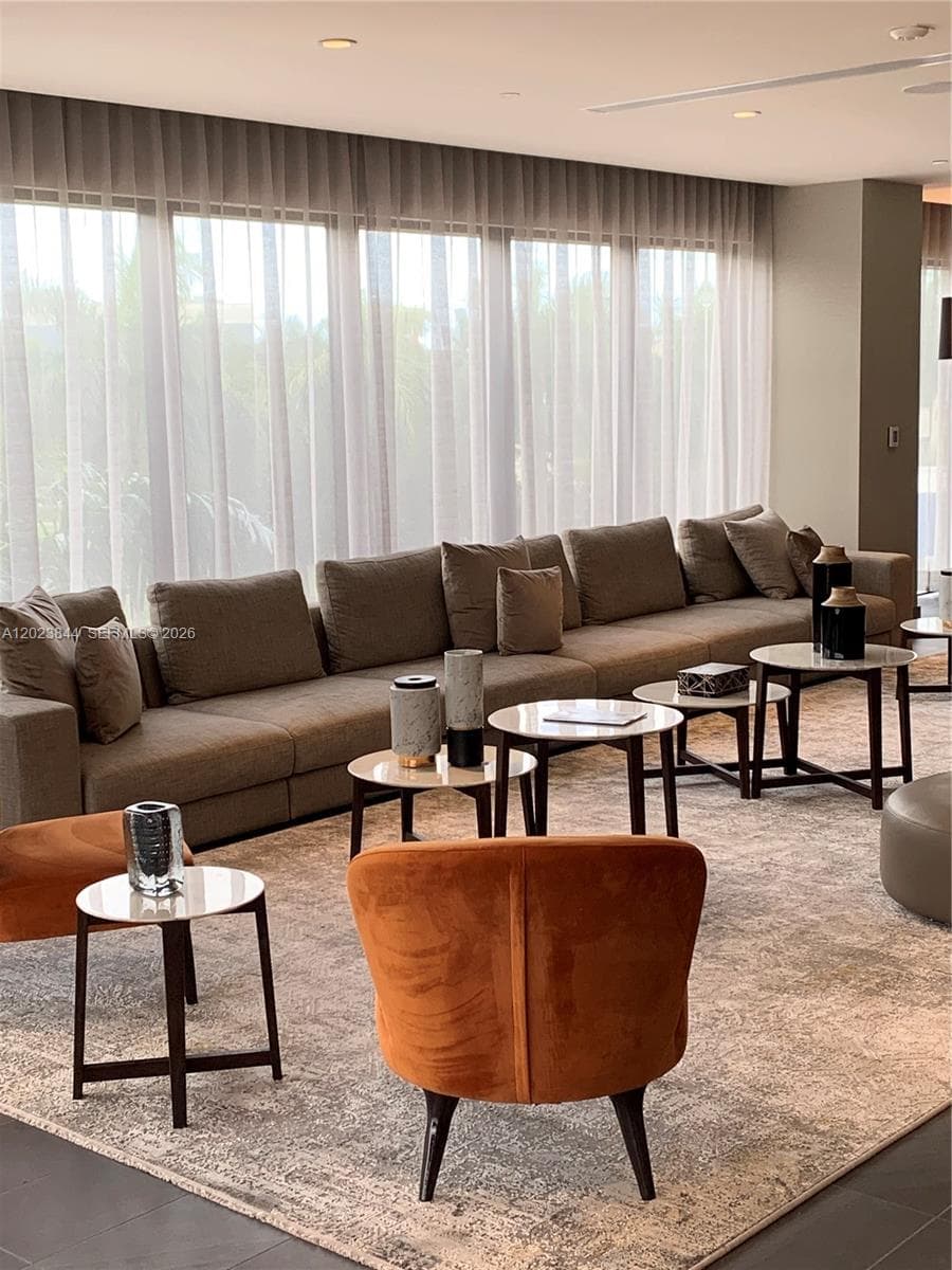 5350 NW 84 Ave # 1601, Doral FL 33166 — 48