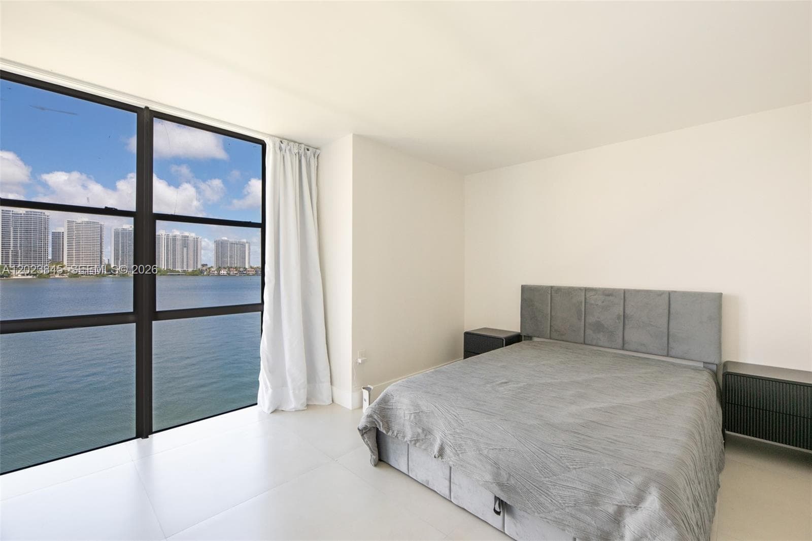 17500 N Bay Rd # S405, Sunny Isles Beach FL 33160 — 22
