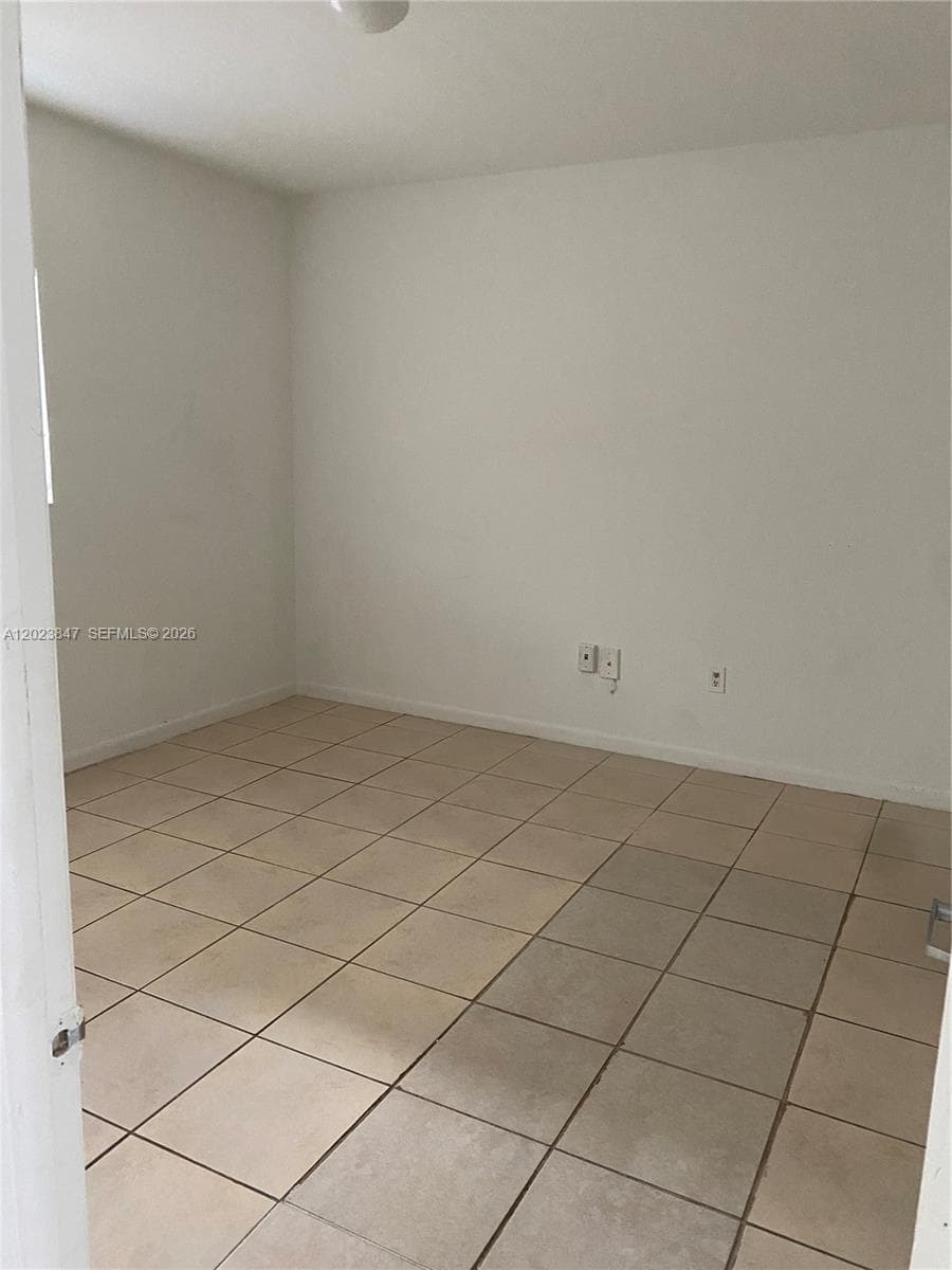 1185 Marseille Dr # 103, Miami Beach FL 33141 — 23