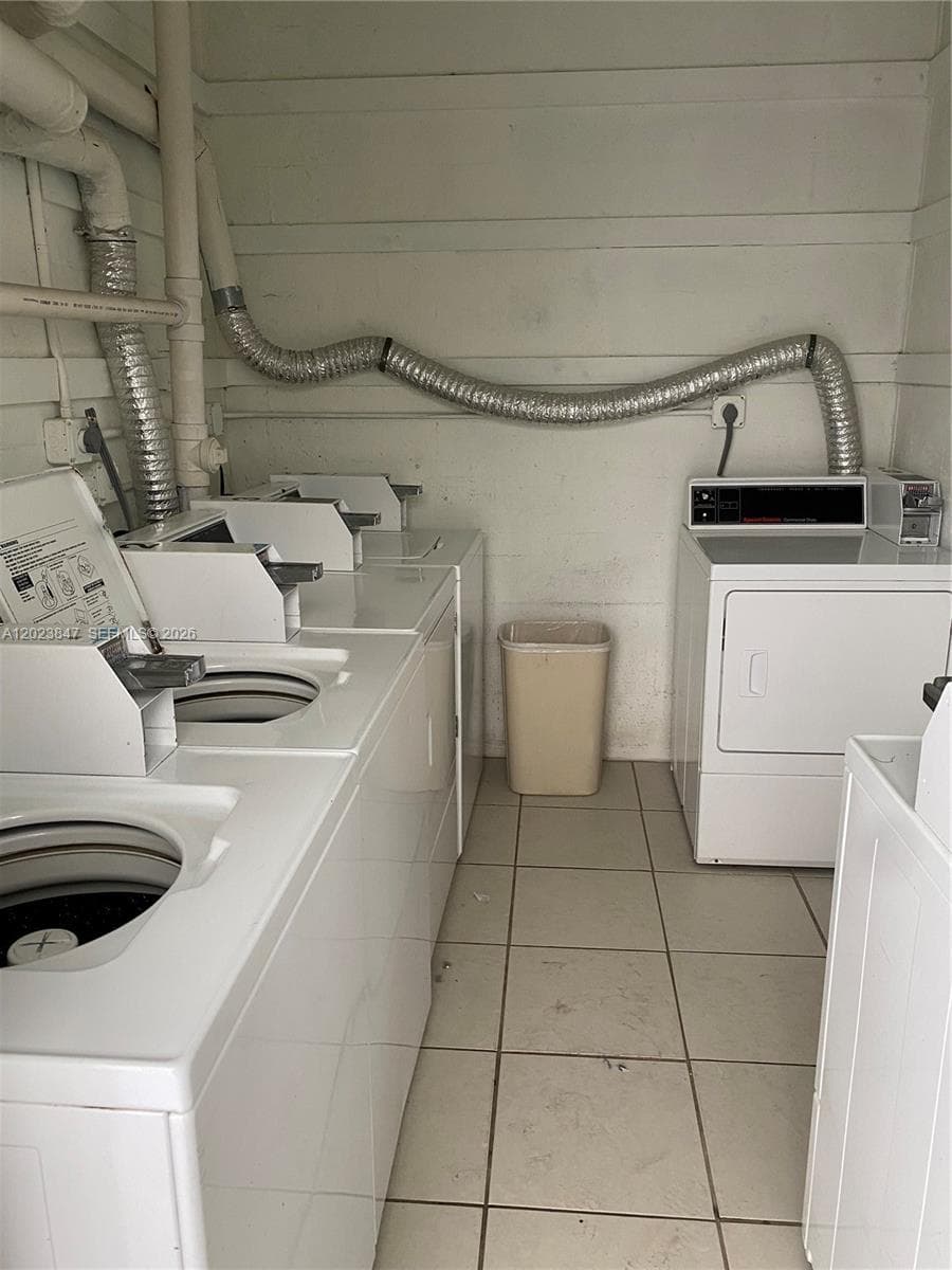 1185 Marseille Dr # 103, Miami Beach FL 33141 — 9