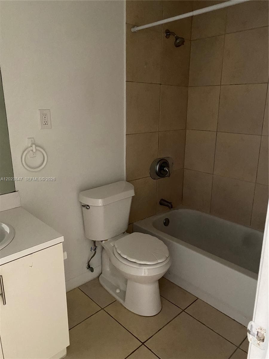 1185 Marseille Dr # 103, Miami Beach FL 33141 — 24