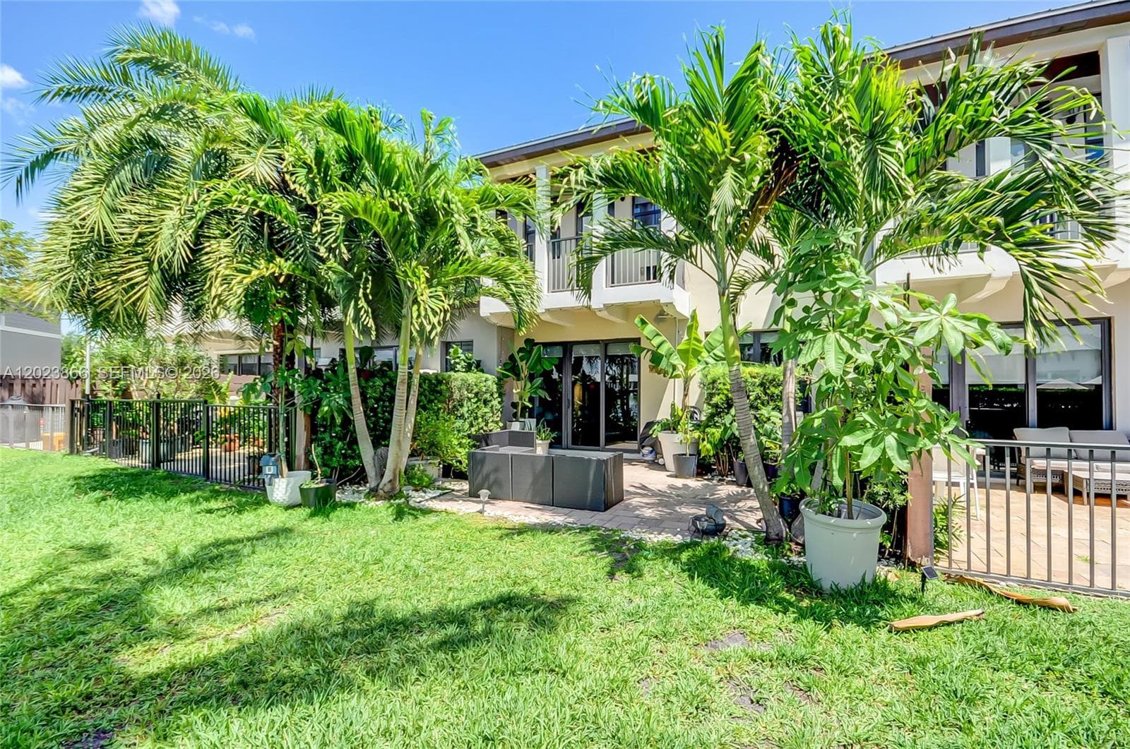 5820 NW 104th Ct, Doral FL 33178 — 23