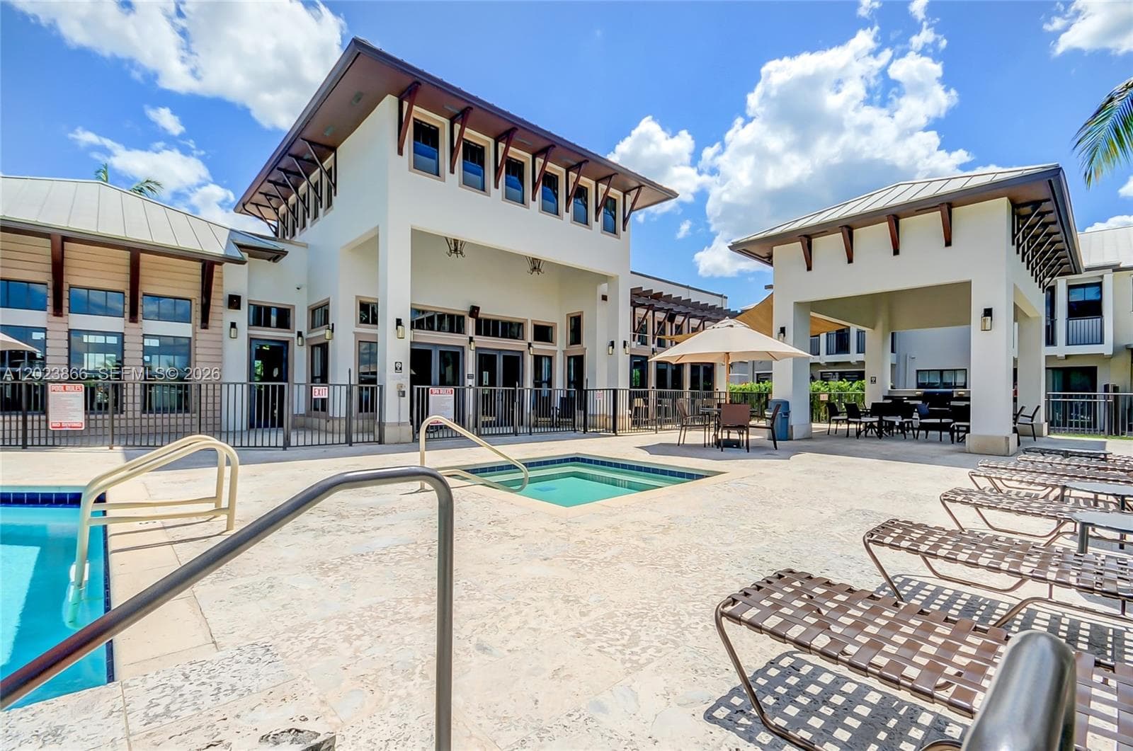 5820 NW 104th Ct, Doral FL 33178 — 43