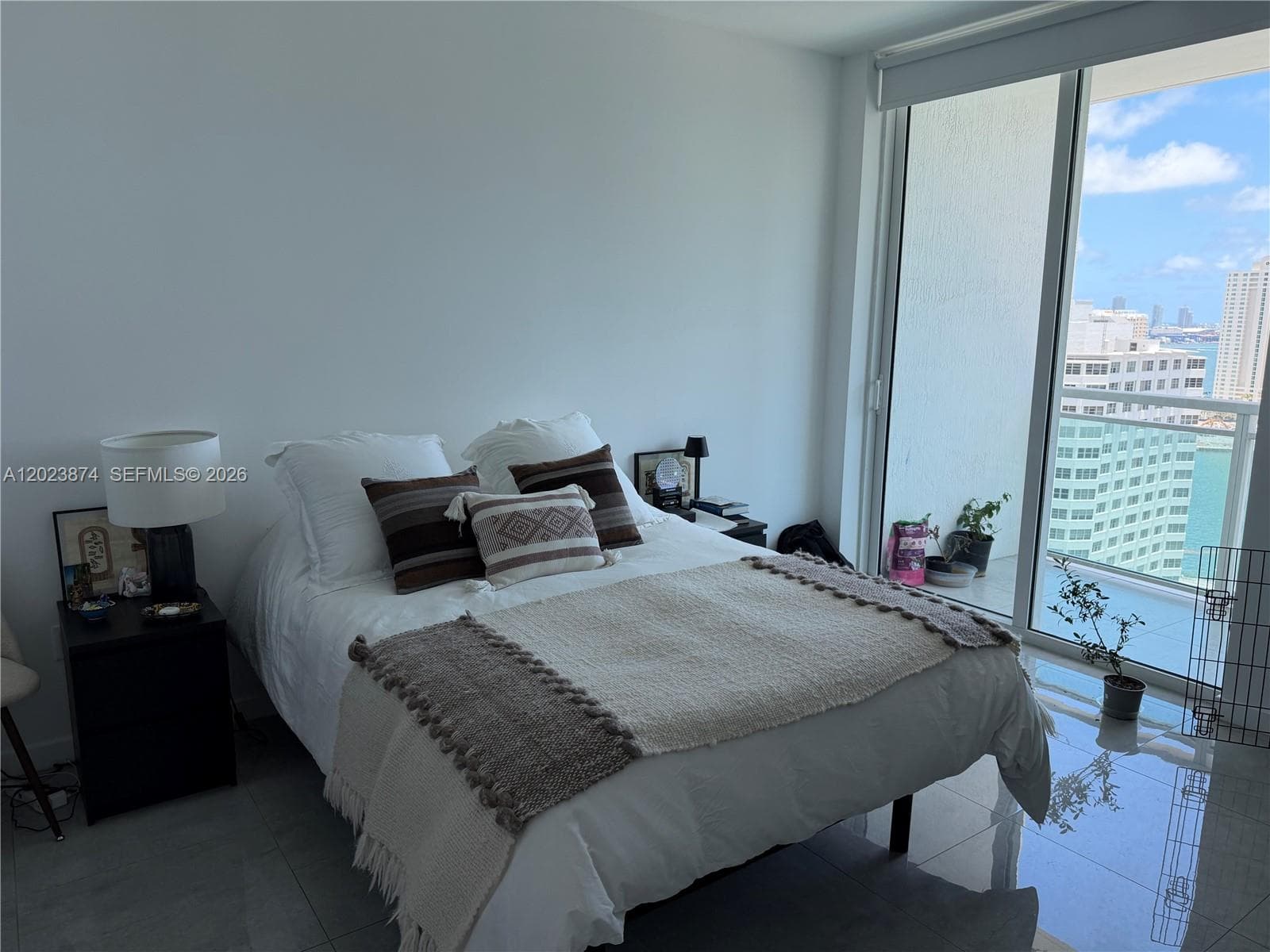 951 Brickell Ave # 2006, Miami FL 33131 — 22