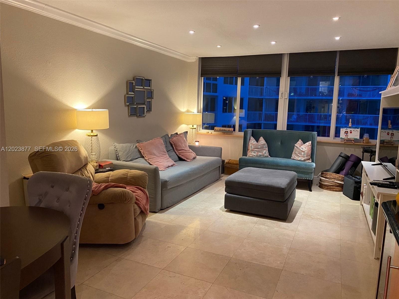 5401 Collins Ave # 339, Miami Beach FL 33140 — 2