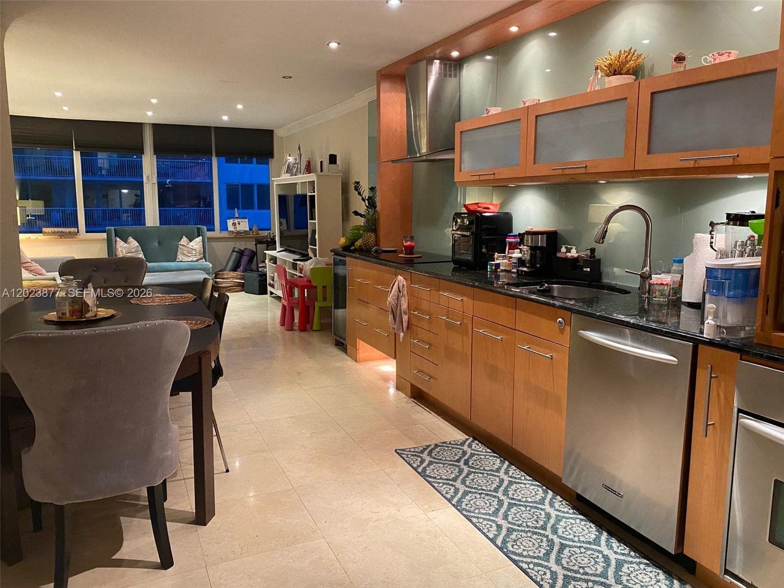 5401 Collins Ave # 339, Miami Beach FL 33140 — 6