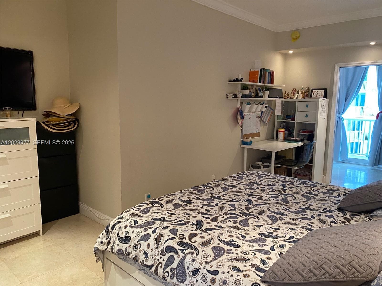 5401 Collins Ave # 339, Miami Beach FL 33140 — 12