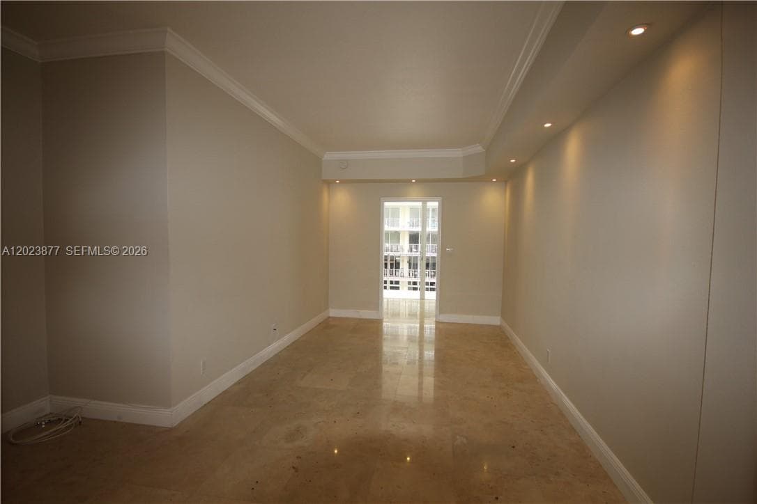 5401 Collins Ave # 339, Miami Beach FL 33140 — 9