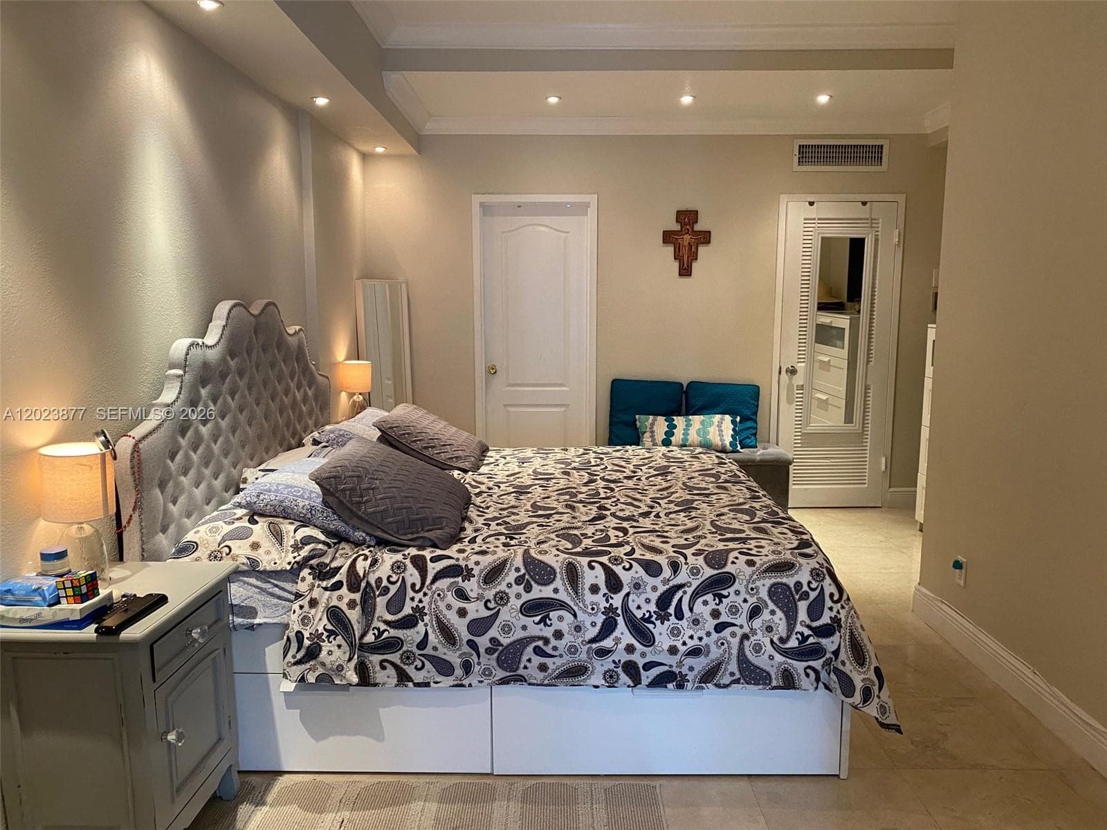 5401 Collins Ave # 339, Miami Beach FL 33140 — 8