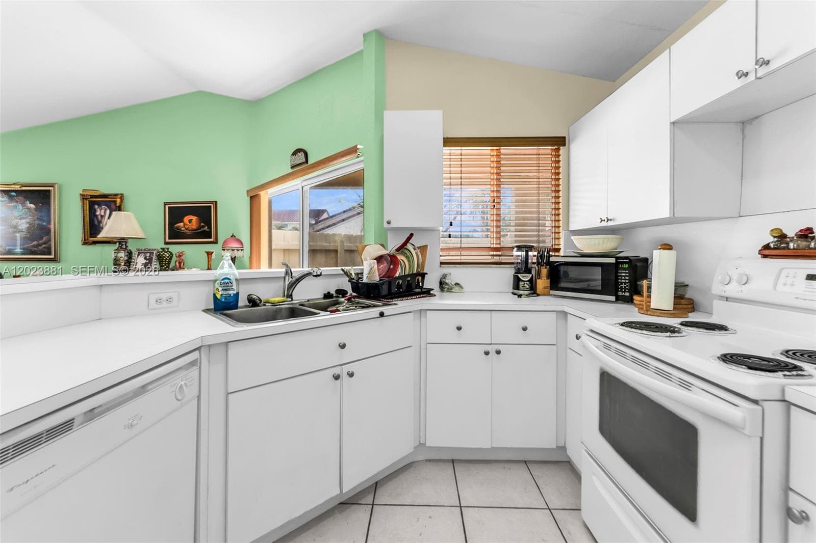3400 San Remo Cir, Homestead FL 33035 — 14