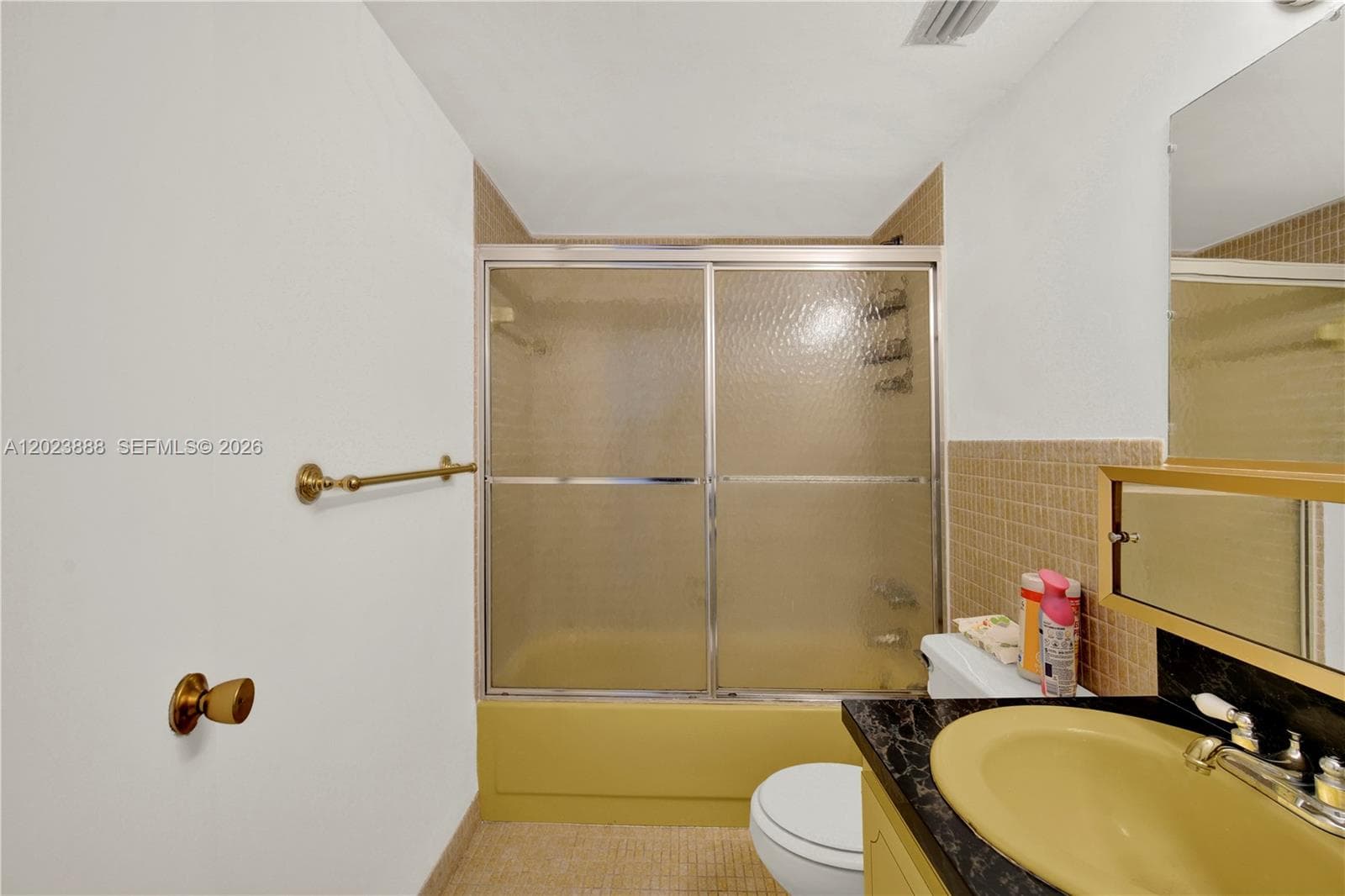 1401 NE Miami Gardens Dr # 889, Miami FL 33179 — 18