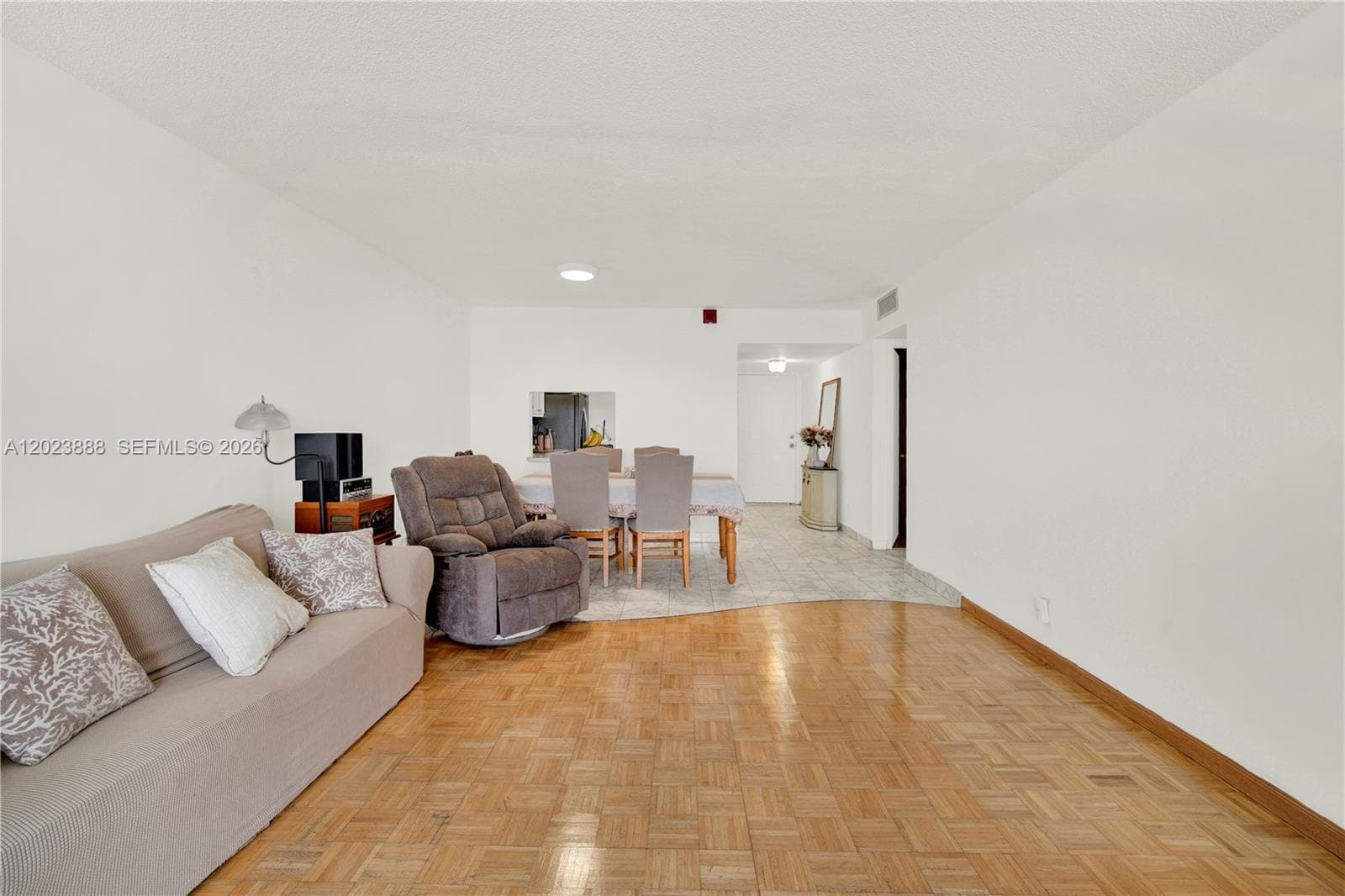 1401 NE Miami Gardens Dr # 889, Miami FL 33179 — 8