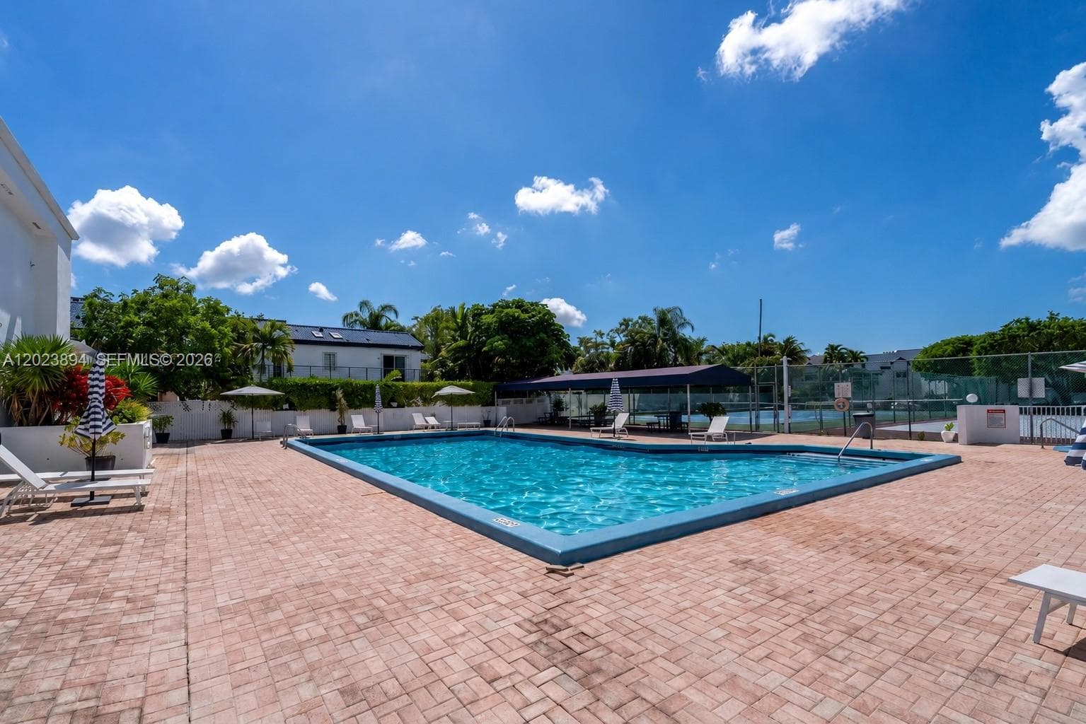 21300 San Simeon Way # N5, Miami FL 33179 — 21