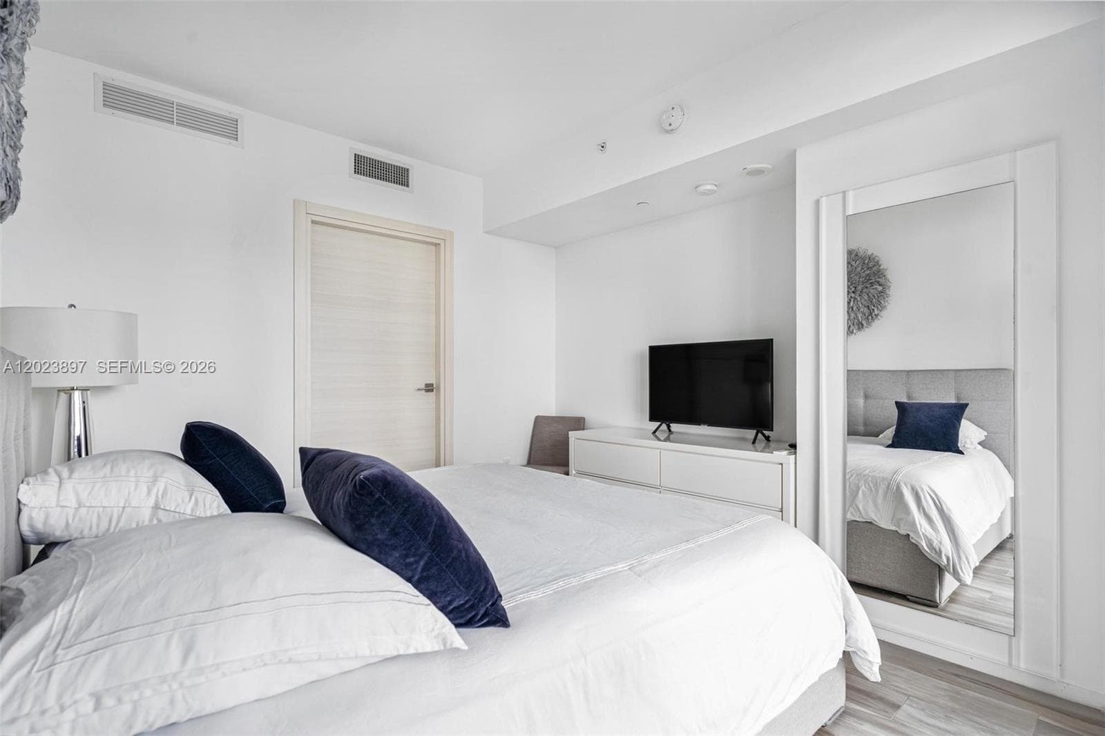 801 S Miami Ave # 4302, Miami FL 33130 — 12