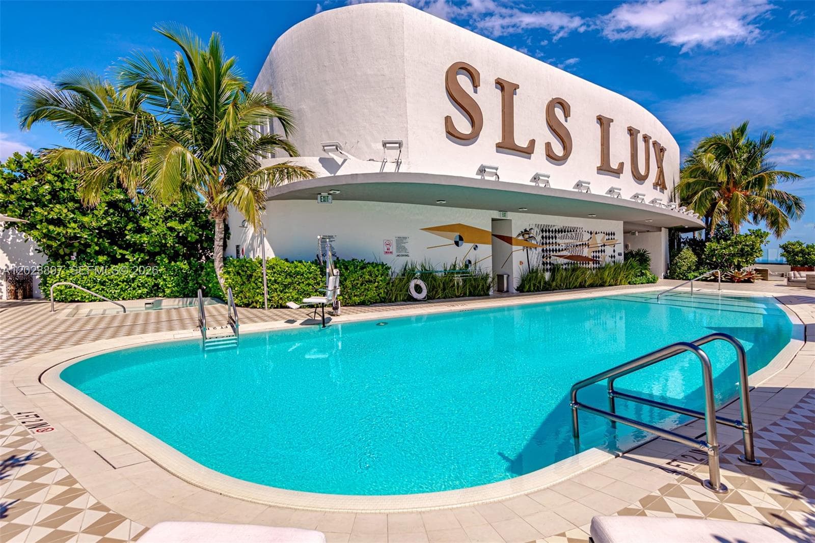 801 S Miami Ave # 4302, Miami FL 33130 — 32