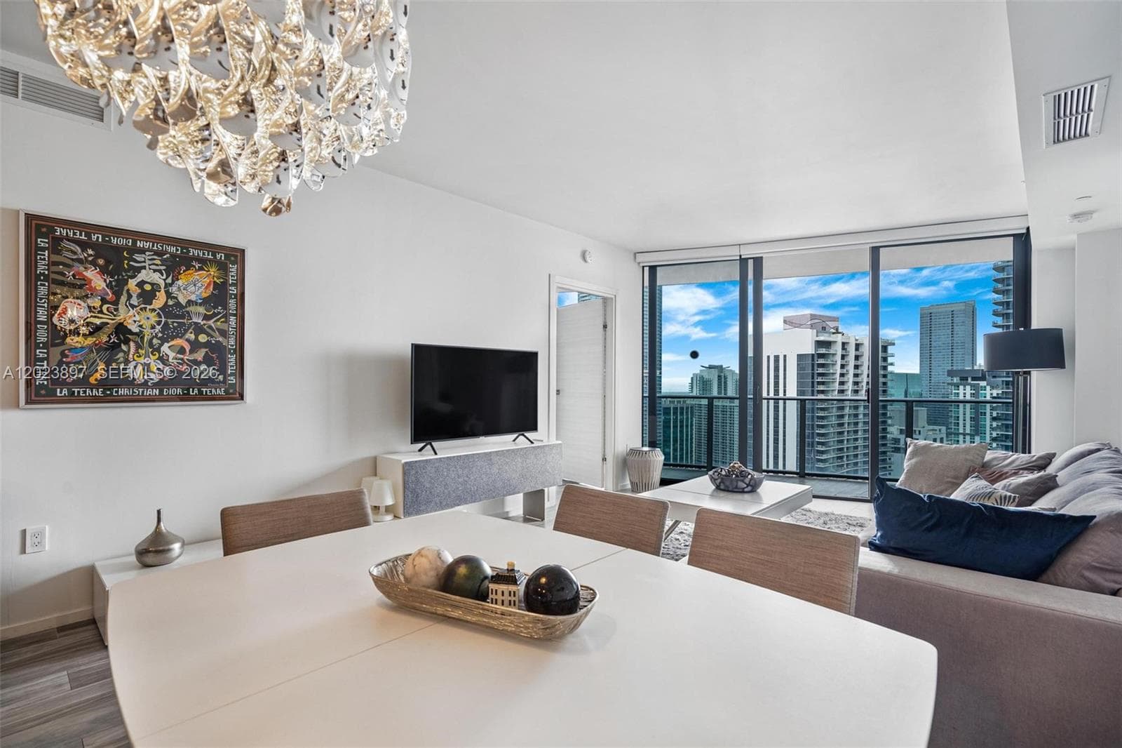 801 S Miami Ave # 4302, Miami FL 33130 — 4