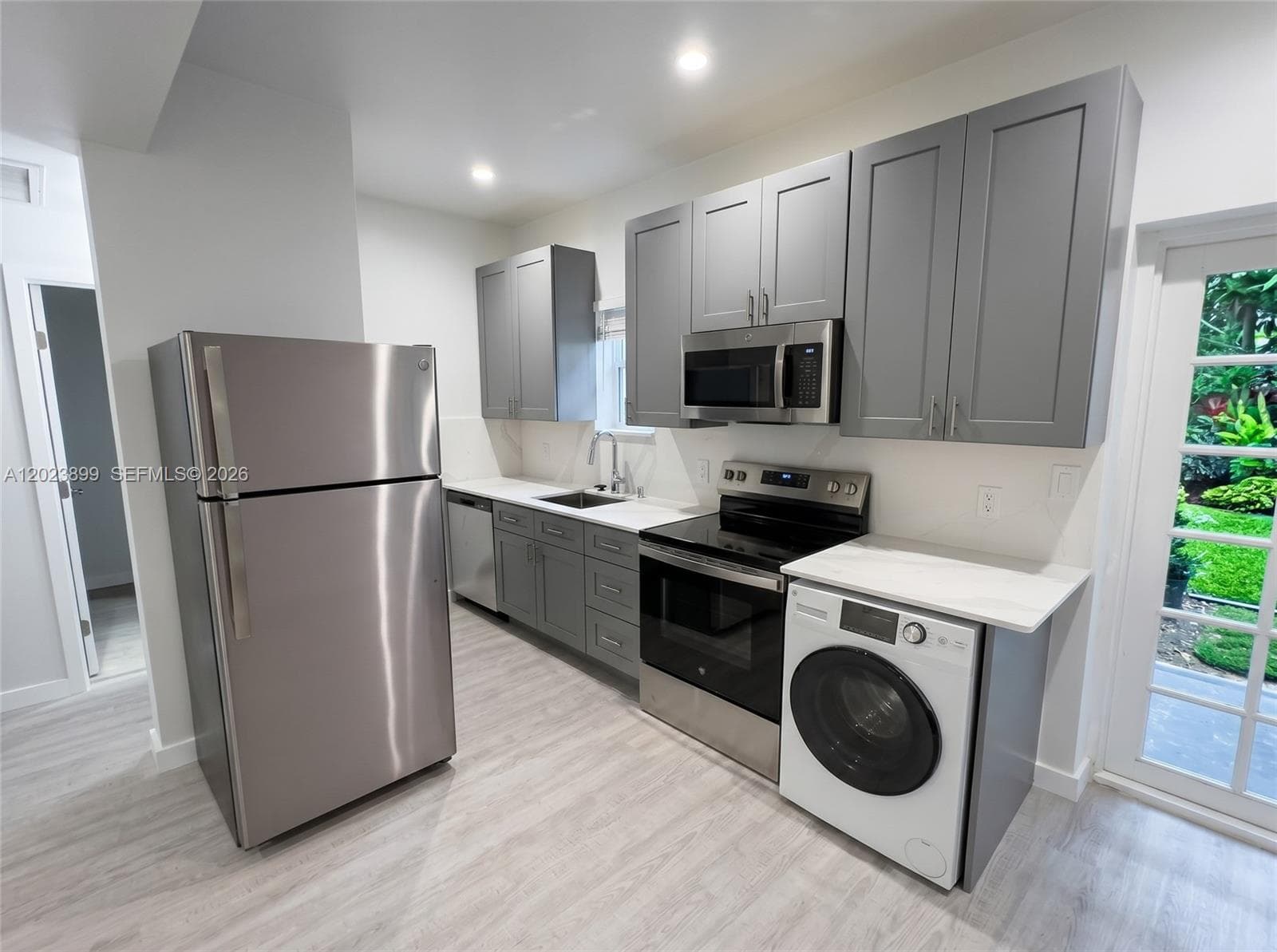 1438 Meridian Ave, Miami Beach FL 33139 — 6