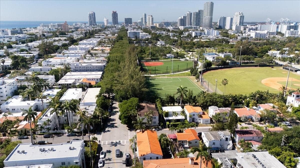 1438 Meridian Ave, Miami Beach FL 33139 — 18