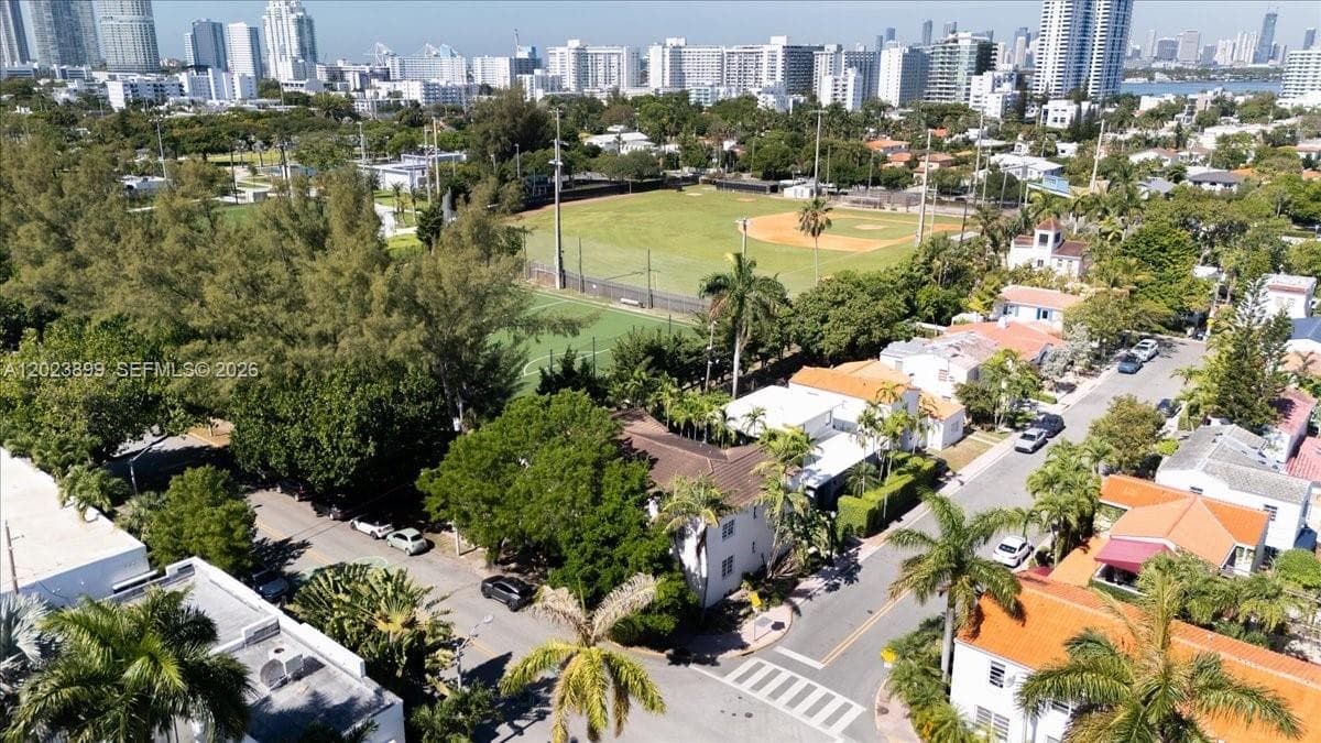 1438 Meridian Ave, Miami Beach FL 33139 — 19