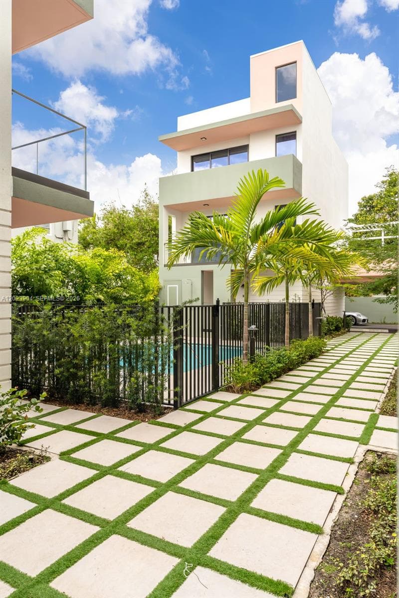 721 SW 11th Street # G, Miami FL 33129 — 39