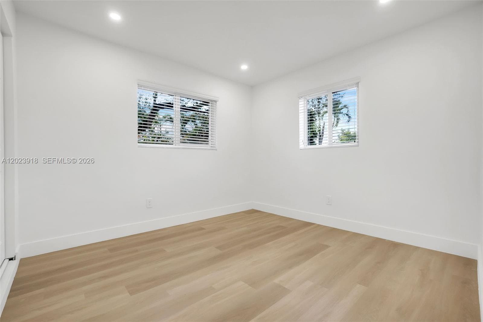 7971 NW 179th St, Hialeah FL 33015 — 17
