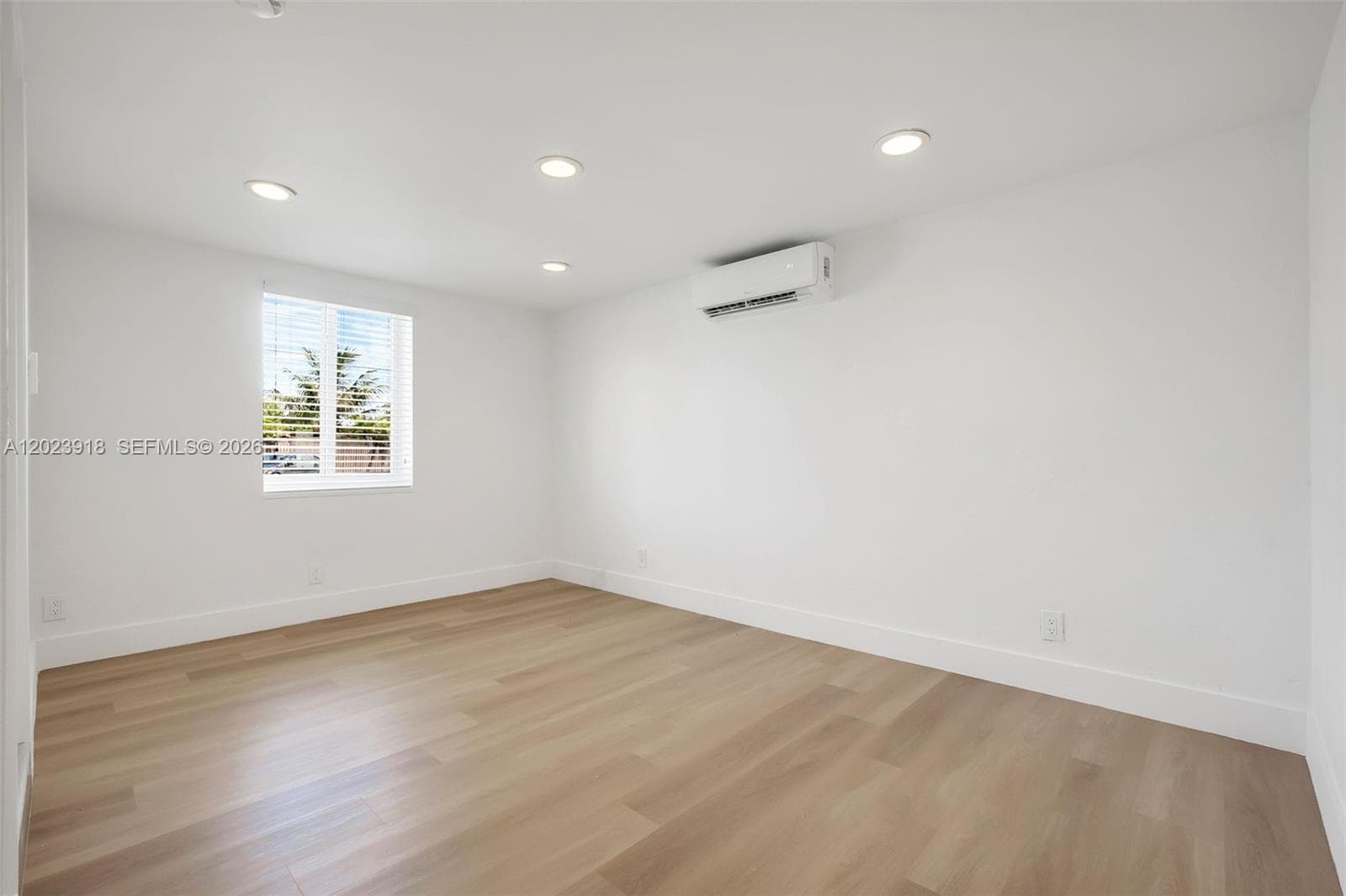 7971 NW 179th St, Hialeah FL 33015 — 11