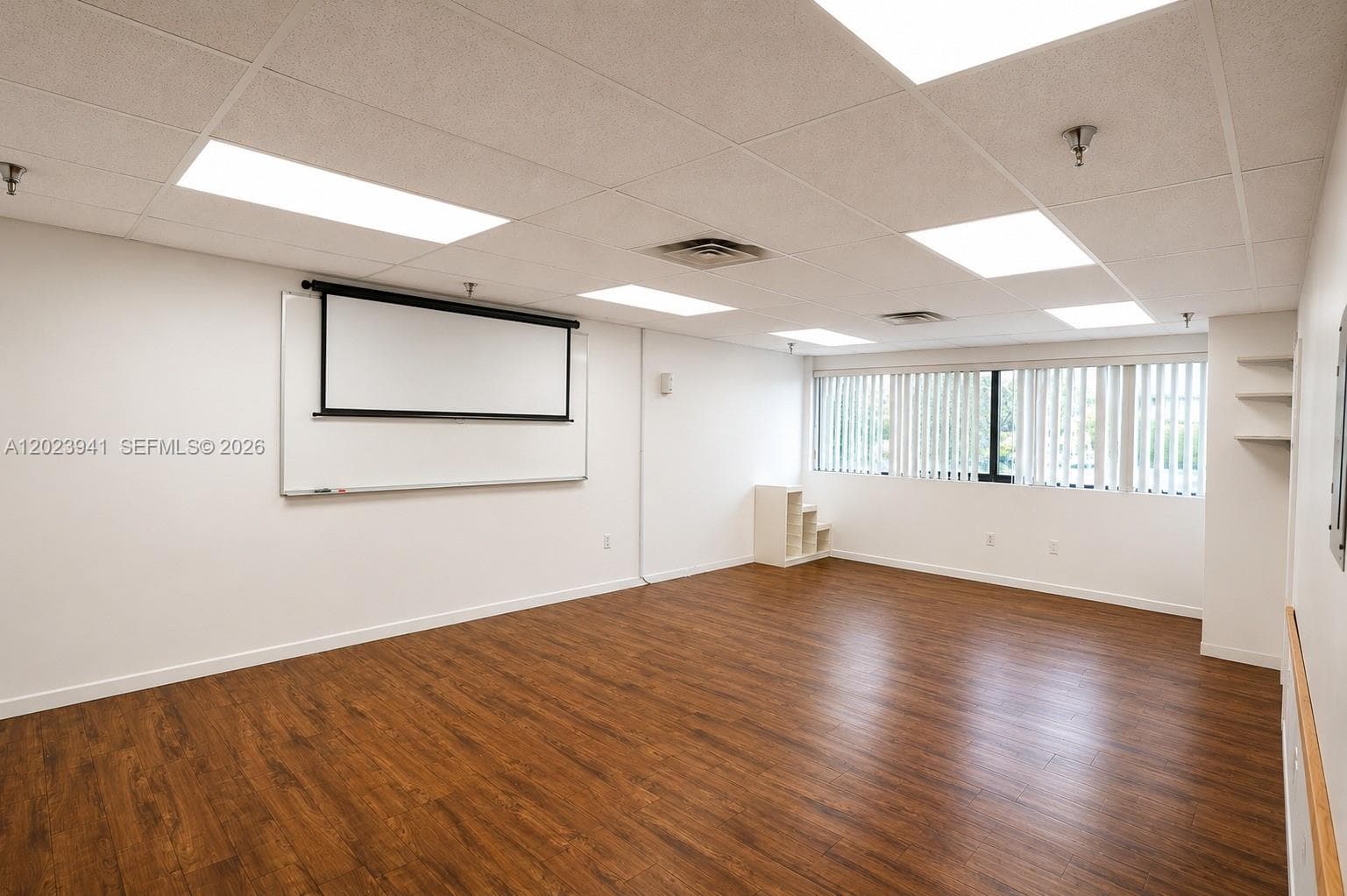 4355 W 16th Ave # 211, Hialeah FL 33012 — 4
