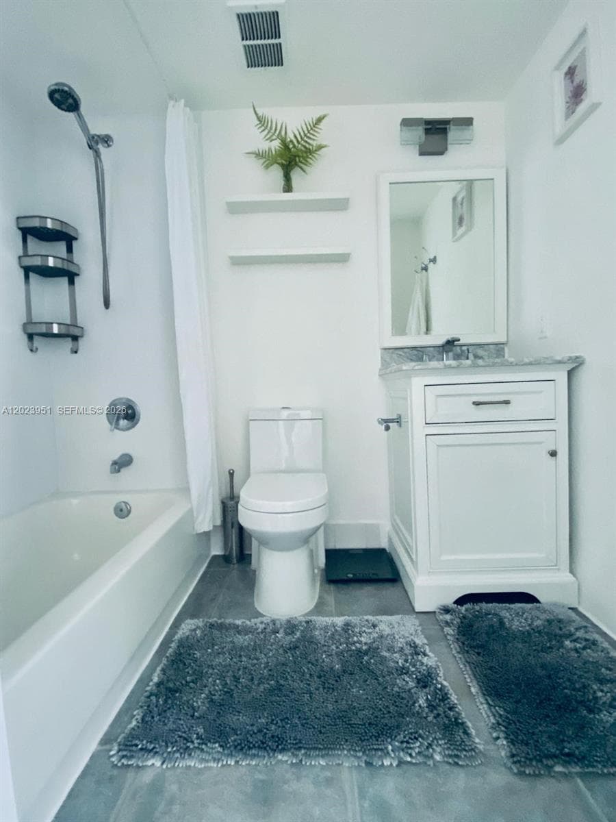 1550 Drexel Ave # 202, Miami Beach FL 33139 — 16