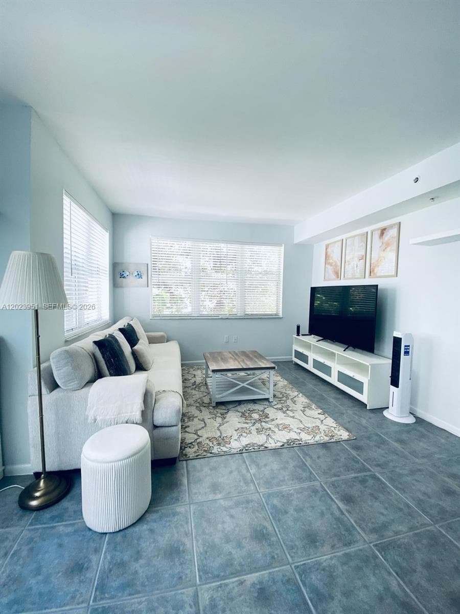 1550 Drexel Ave # 202, Miami Beach FL 33139 — 7