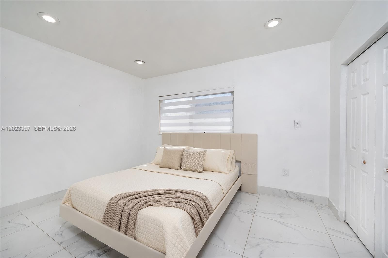 228 W 18th St, Hialeah FL 33010 — 10