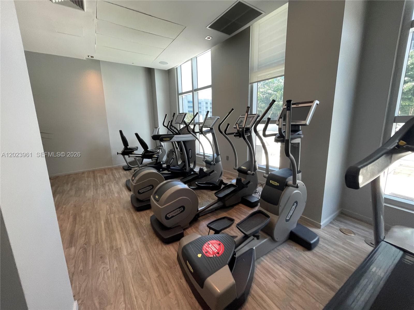1100 S Miami Ave # 1907, Miami FL 33130 — 23