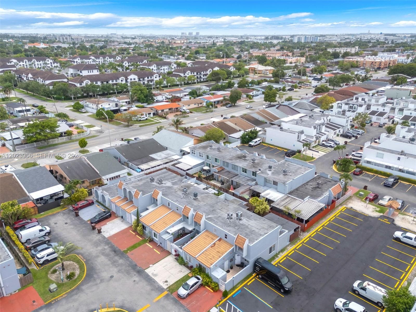 3770 W 8th Ln # 27, Hialeah FL 33012 — 36
