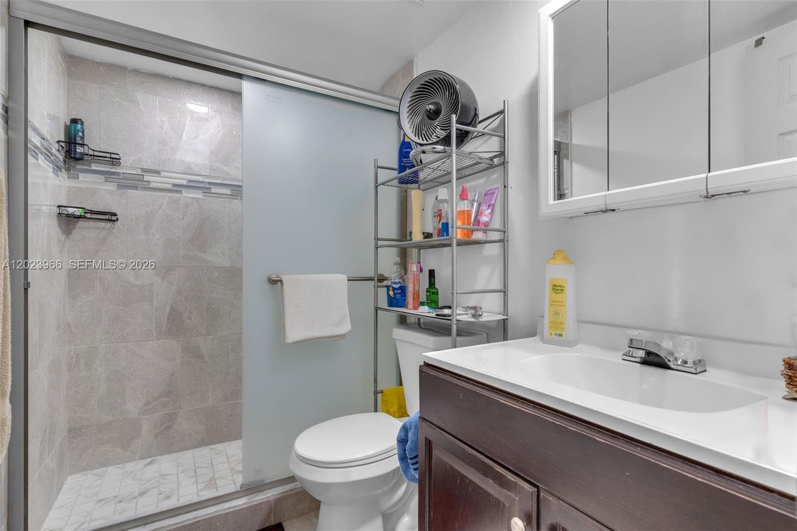 3770 W 8th Ln # 27, Hialeah FL 33012 — 25