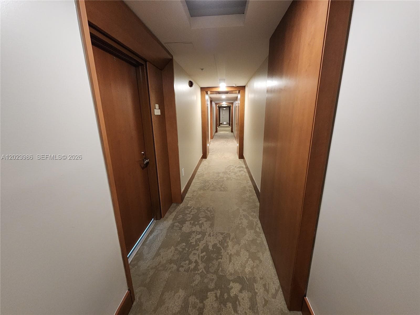 31 SE 5th St # 502, Miami FL 33131 — 14
