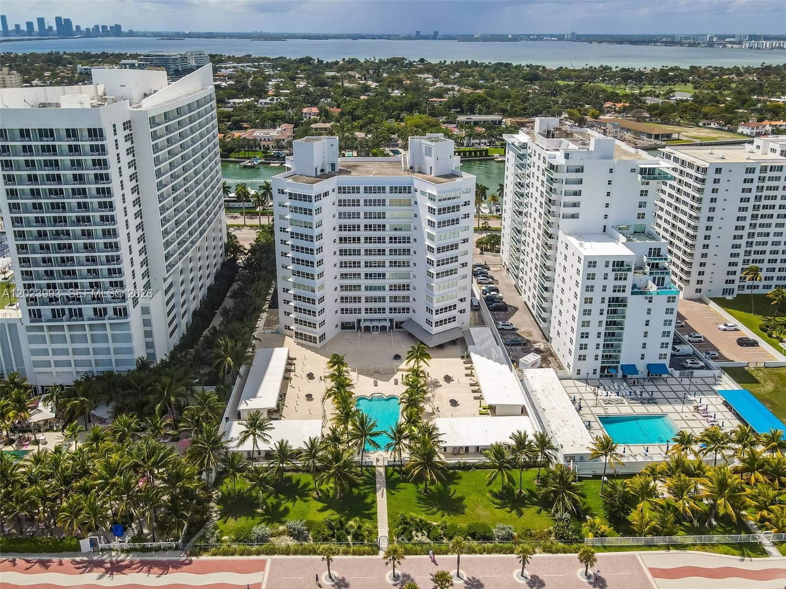 4925 Collins Ave # 11E, Miami Beach FL 33140 — 23