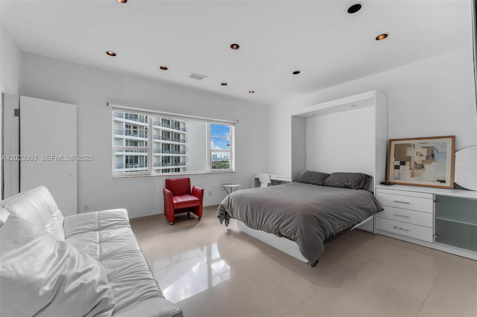 4925 Collins Ave # 11E, Miami Beach FL 33140 — 17
