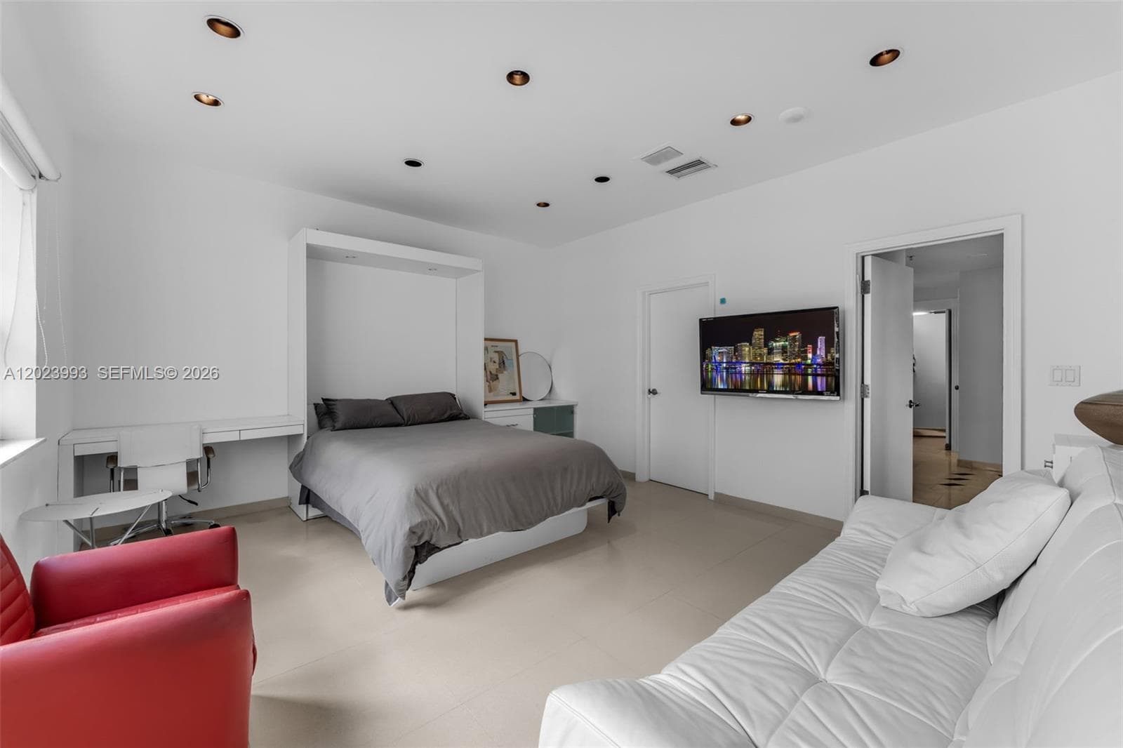 4925 Collins Ave # 11E, Miami Beach FL 33140 — 18