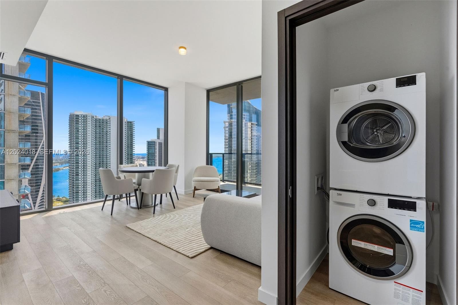20 NE 11th 20 NE 11TH ST # 4504, Miami FL 33132 — 14