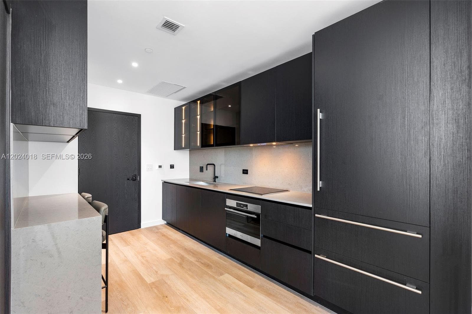 20 NE 11th 20 NE 11TH ST # 4504, Miami FL 33132 — 8