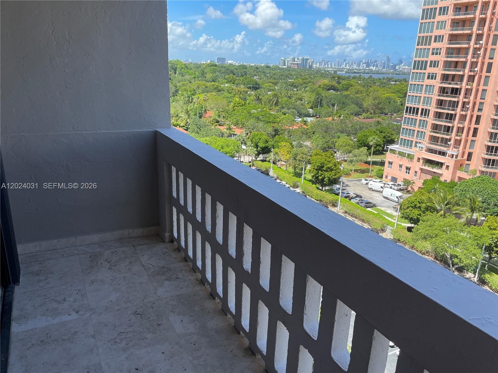 90 Edgewater Dr # 1222, Coral Gables FL 33133 — 20
