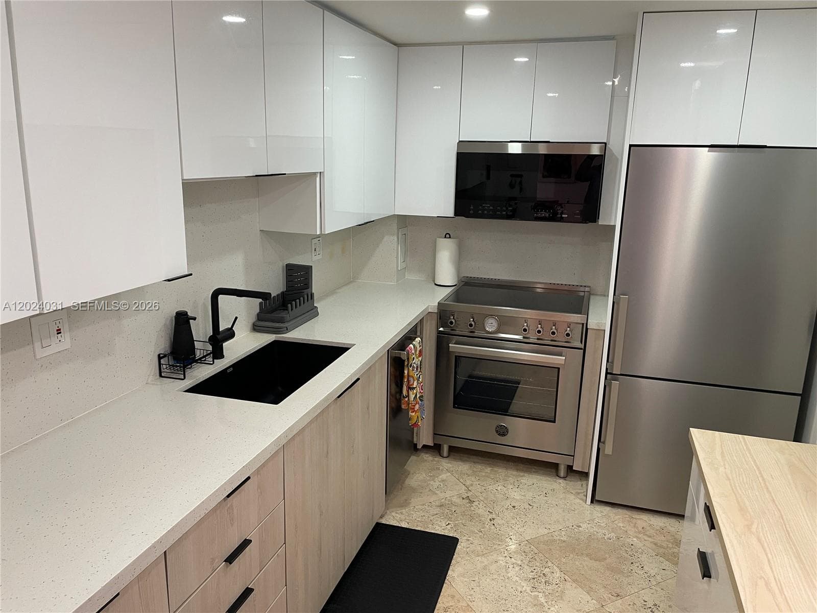 90 Edgewater Dr # 1222, Coral Gables FL 33133 — 9